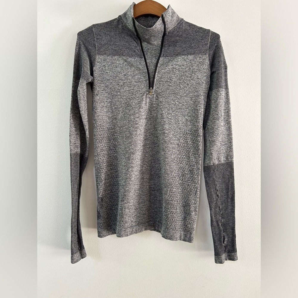 Nike Women’s dry Element 1/2 zip running top